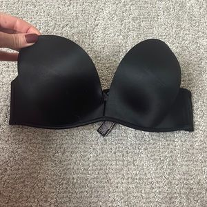 Victoria secret bombshell strapless bra